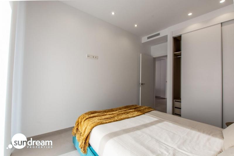 g_41973-9-8 Ático de 2 dormitorios con solarium privado y fantásticas vistas al mar a a la venta en Finestrat