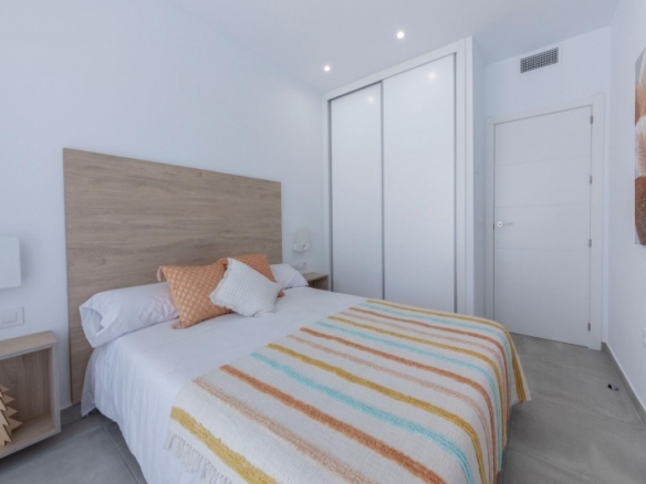 Villa independiente con 3 dormitorios y piscina privada a  la venta en Calasparra(Murcia)