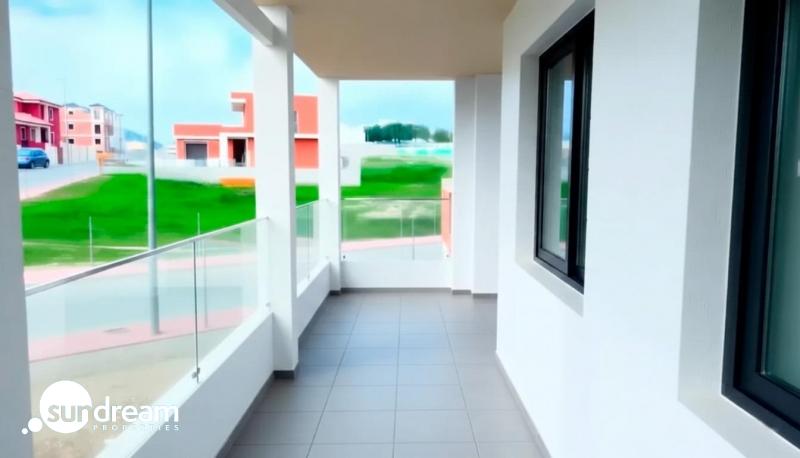 g_42139-16-16 Ático de nueva construcción con 2 domritorios y solarium privado a la venta en Bigastro(Alicante)
