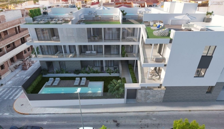 Ático de nueva construcción con 2 dormitorios y solarium privado a la venta en Benijófar