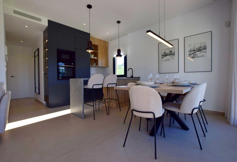 Villa de 3 dormitorios con piscina privada en El Campo de Golf De Alhama(Murcia)