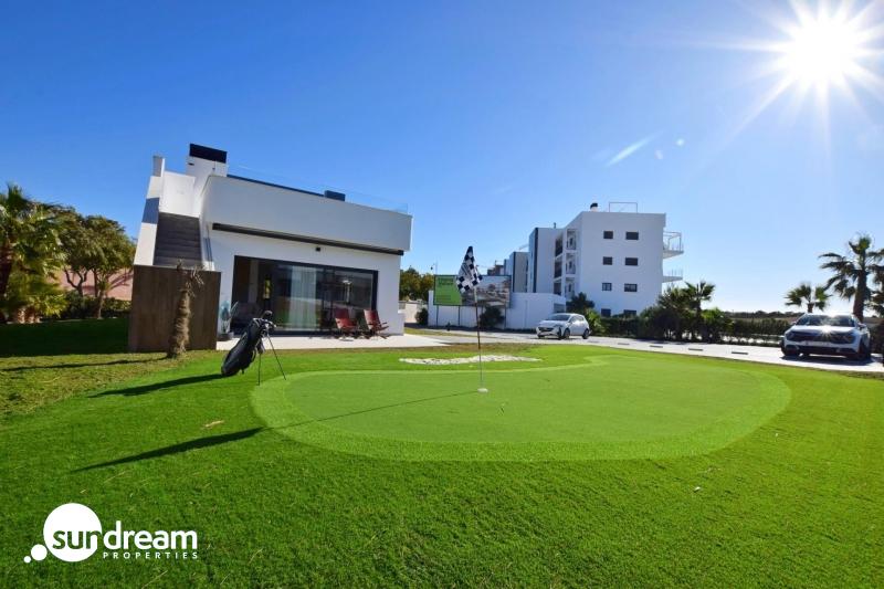 g_42152-26-2 Villa de 3 dormitorios con piscina privada en El Campo de Golf De Alhama(Murcia)