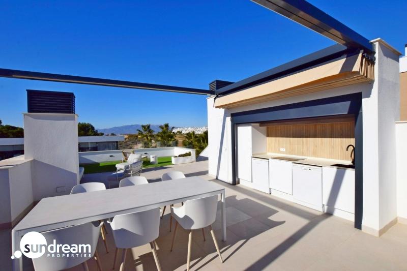 g_42152-26-7 Villa de 3 dormitorios con piscina privada en El Campo de Golf De Alhama(Murcia)
