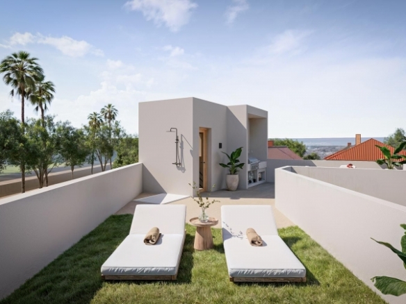 Villa en venta con piscina y garaje en La Zenia