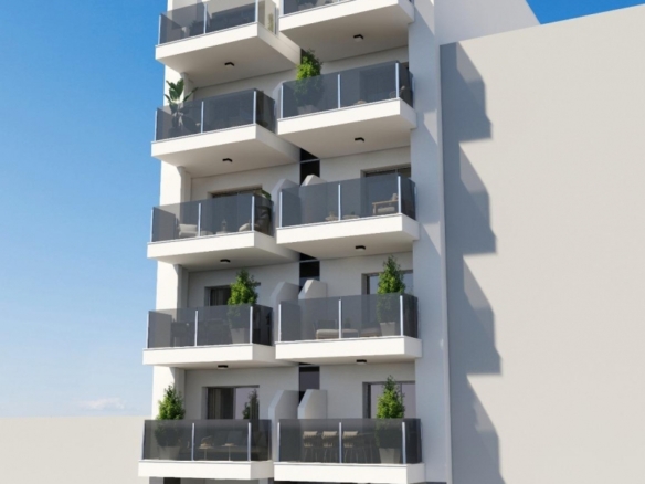 Apartamento de nueva construcción con 3 dormitorios a tan solo 150m de la playa a la venta en Torrevieja