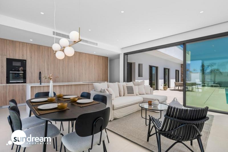 Villa en venta obra nueva con 3 habitaciones San Javier