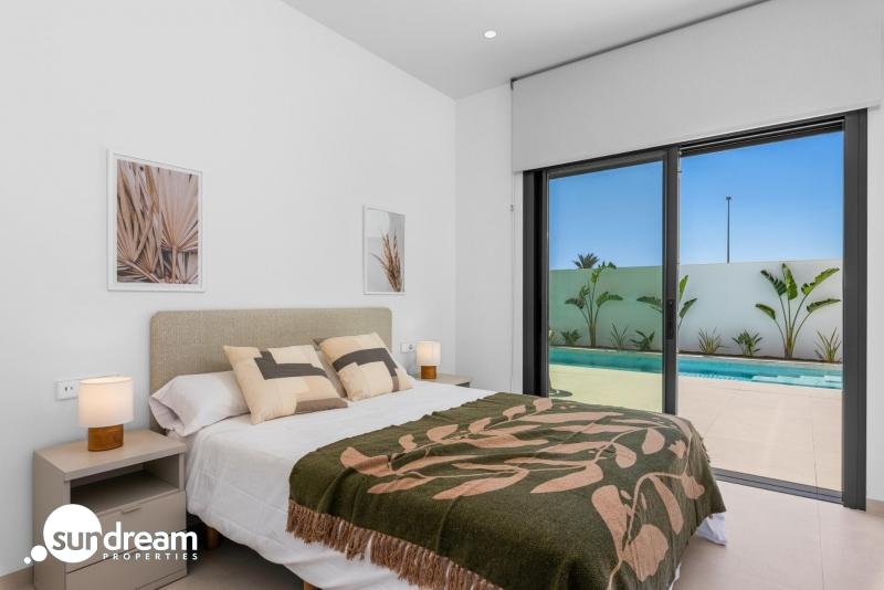 Villa en venta obra nueva con 3 habitaciones San Javier