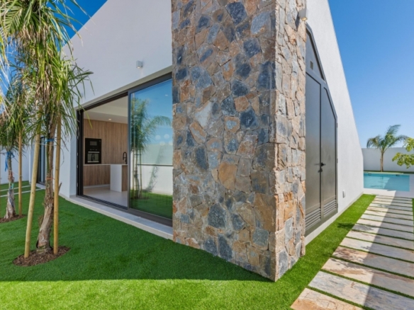 Villa en venta obra nueva con 3 habitaciones San Javier