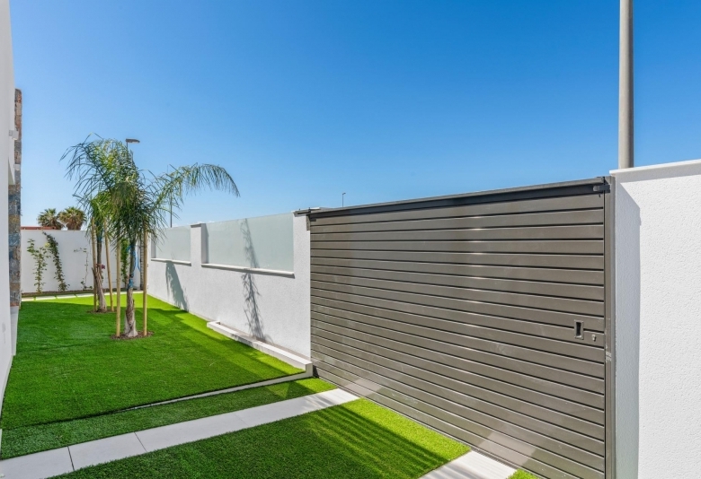 Villa en venta obra nueva con 3 habitaciones San Javier