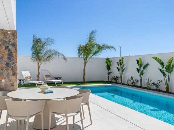 Villa en venta obra nueva con 3 habitaciones San Javier