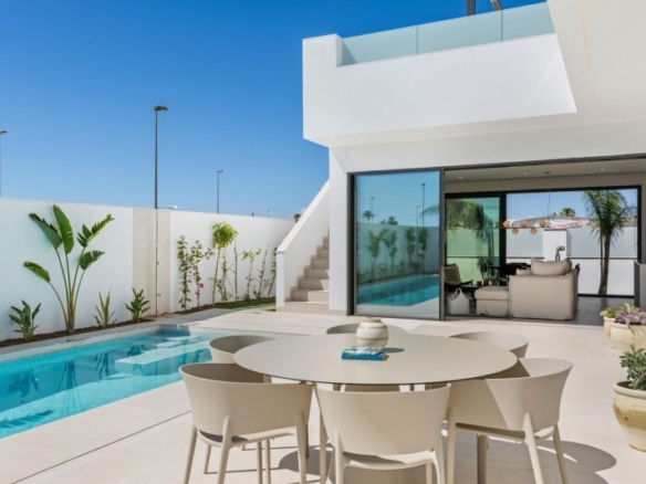 Villa en venta obra nueva con 3 habitaciones San Javier