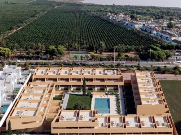 Apartamento de planta baja de 2 dormitorios en Los Balcones(Torrevieja)