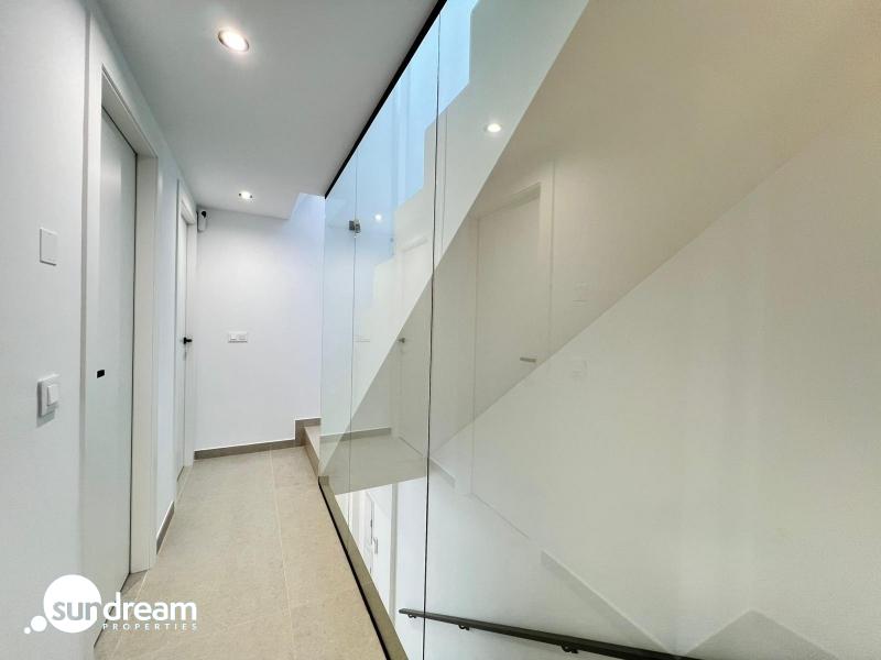 Villa en venta obra nueva 2 habitaciones en Benferri