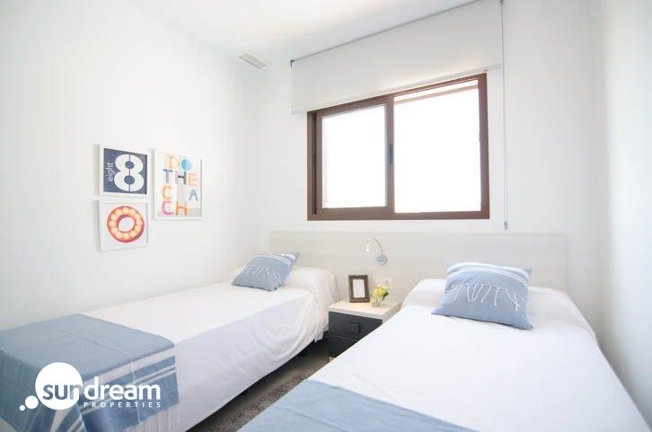 Bungalow en venta con piscina primera línea en Pulpi