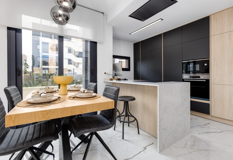 Bungalow de planta alta con 2 dormitorios a la venta en Lo Marabú, Ciudad Quesada