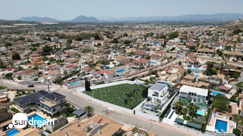 g_42408-18-25 Villa de nueva construcción en Rojales: diseño moderno y ubicación privilegiada