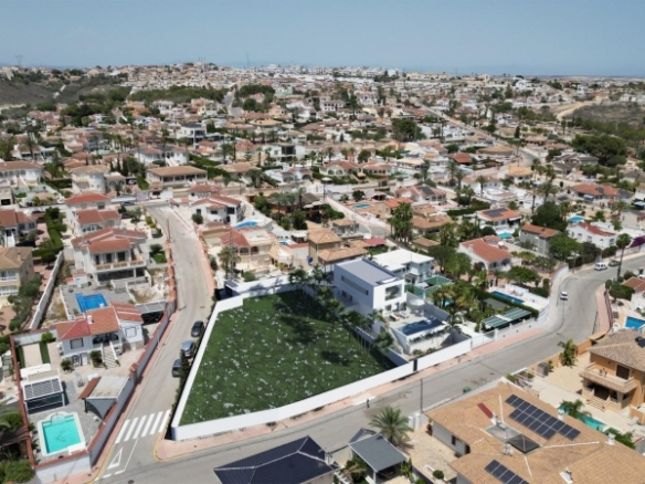 Villa de nueva construcción en Rojales: diseño moderno y ubicación privilegiada