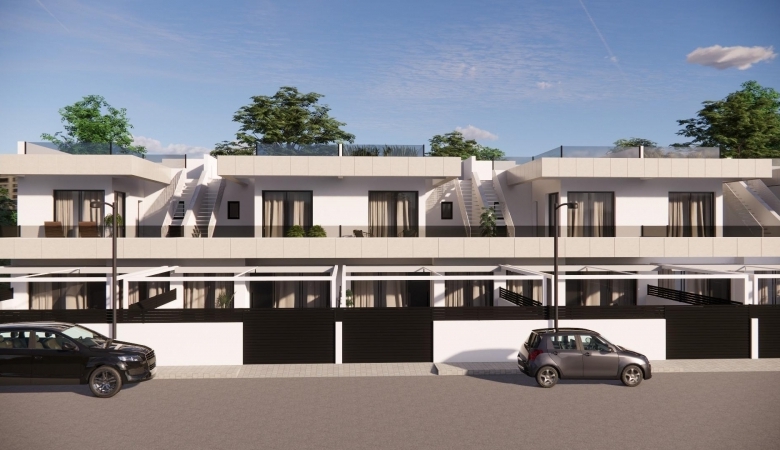 Adosado de nueva construcción con 3 dormitorios y piscina privada a la venta en Rojales