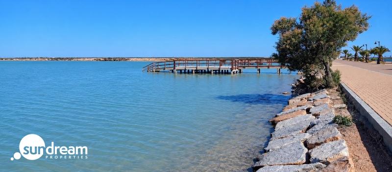 Moderno apartamento de nueva construcción con 2 dormitorios a pocos pasos de la playa en venta (San Pedro del Pinatar)