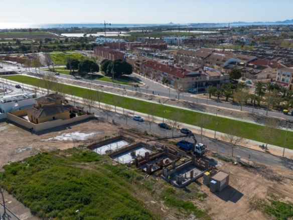 Villa con 3 dormitorios y piscina privada cerca de la playa en Pilar de la Horadada(Alicante)
