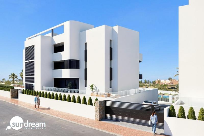 Ático de nueva construcción con 2 dormitorios frente al campo de golf en La Serena Golf en Los Alcázares
