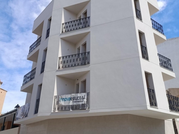 Apartamento de nueva construcción con 2 dormitorios en Bigastro(Alicante)