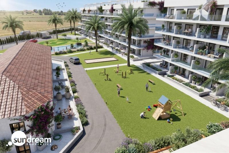 Moderno ático de nueva construcción con 3 dormitorios completamente amueblado en Guardamar