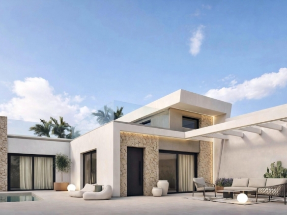 Villa en venta con piscina zona playa Los Alcázares