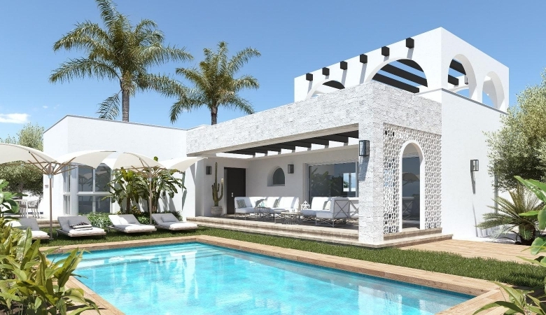 Villa en una sola planta con 3 dormitorios, piscina privada y gran sótano en Ciudad Quesada