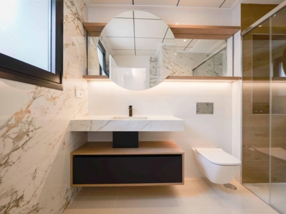 Villa en una sola planta con 3 dormitorios, piscina privada y gran sótano en Ciudad Quesada