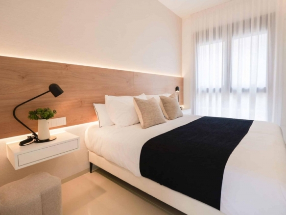 Villa en una sola planta con 3 dormitorios, piscina privada y gran sótano en Ciudad Quesada