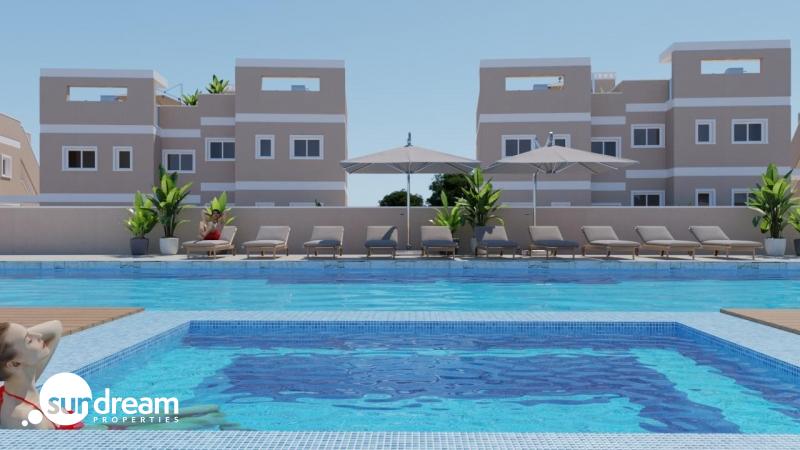 g_42937-22-3 Bungalow de planta alta de 3 dormitorios con solarium privado a la venta en campo de golf(Pilar de la Horadada)