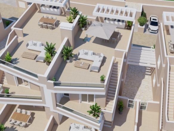 Bungalow de planta alta de 3 dormitorios con solarium privado a la venta en campo de golf(Pilar de la Horadada)