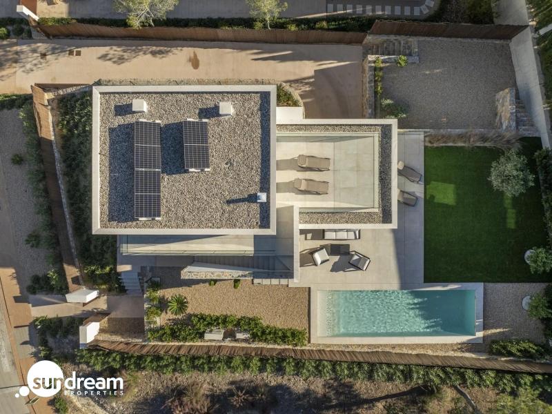 g_42998-3-28 Villa exclusiva de 3 dormitorios a la venta en el prestigioso Resort de Golf Las Colinas(Alicante)