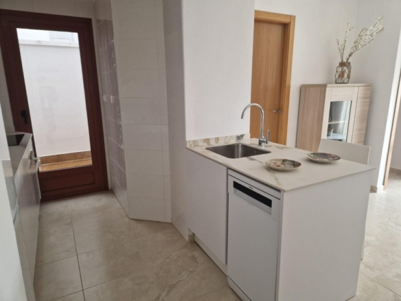 Apartamento moderno de 3 dormitorios a la venta en Avileses(Murcia)