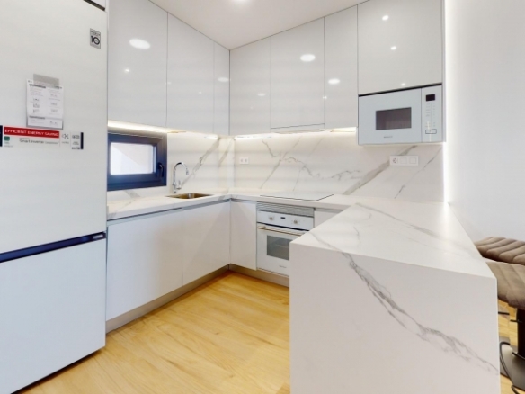 Bungalow de planta baja con 2 dormitorios y 2 amplias terrazas en Los Balcones(Torrevieja)