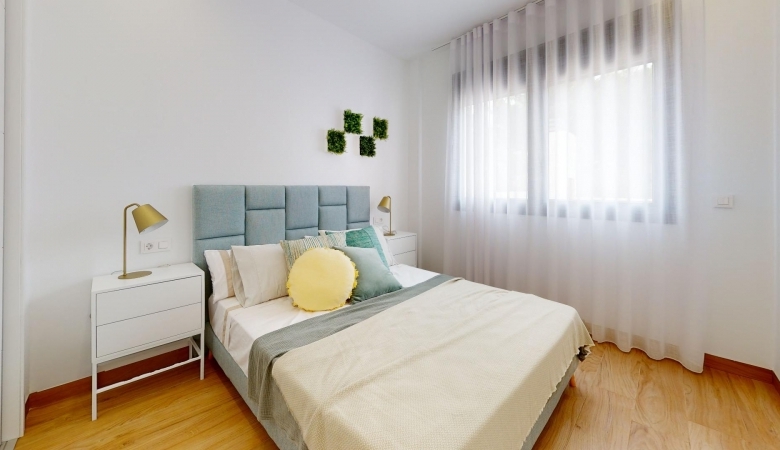 Bungalow de planta baja con 2 dormitorios y 2 amplias terrazas en Los Balcones(Torrevieja)