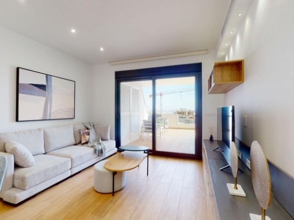 Bungalow de planta baja con 2 dormitorios y 2 amplias terrazas en Los Balcones(Torrevieja)
