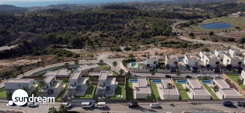 Villa de dos plantas con 3 dormitorios con vistas panorámicas en venta en Balcón de Finestrat