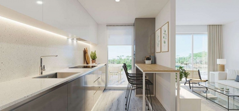 Ático de 3 dormitorios a la venta a tan solo 800m de la playa del centro y del puerto en Jávea