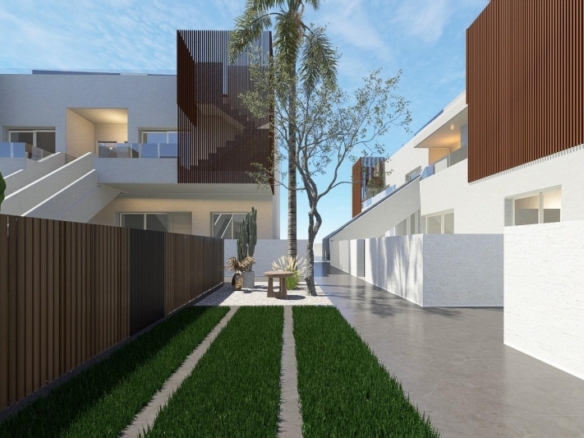 Apartamento de planta baja con 3 dormitorios y piscina comunitaria a la venta en Pilar de la Horadada