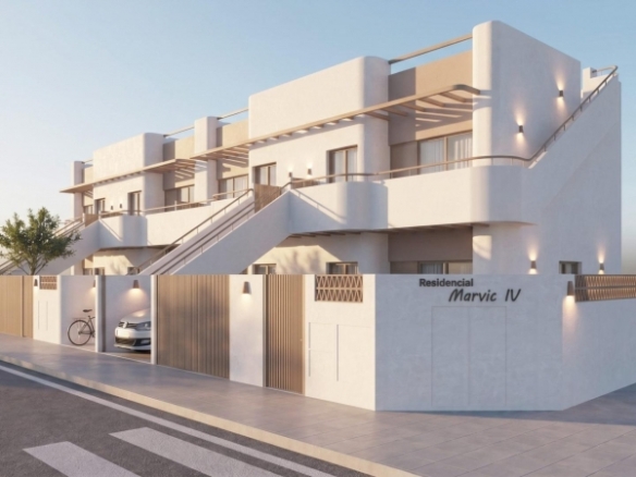 Bungalow de planta baja de 2 dormitorios con piscina privada a la venta en Pilar de la Horadada