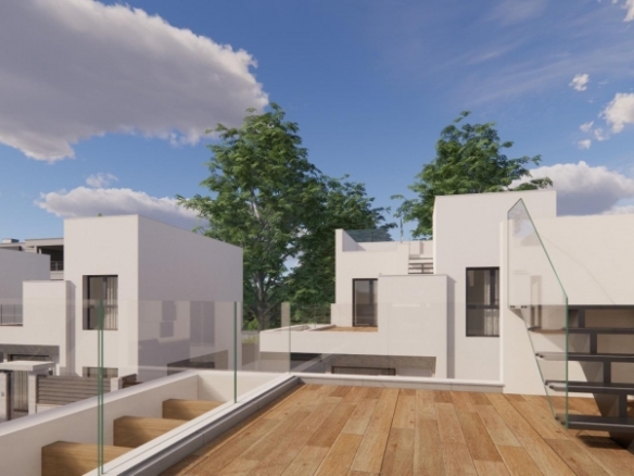 Villa independiente de nueva construcción con 4 dormitorios y piscina privada en Los Montesinos(Alicante)