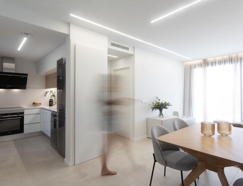 Ático de 2 dormitorios a escasos metros del mar a la venta en Denia(Alicante)