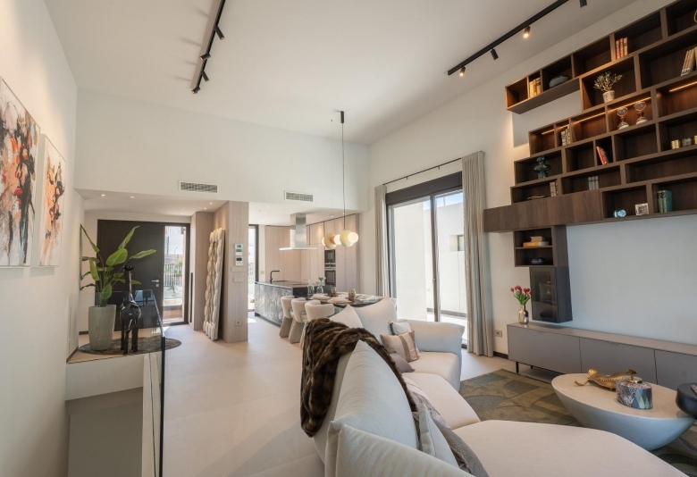 Maginifica villa de nueva construcción con 3 dormitorios en primera línea de campo de golf en La Finca Golf Resort