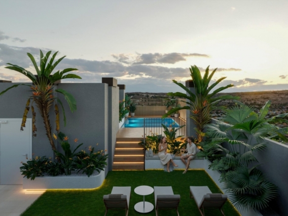 Ático de 2 dormitorios con amplia terraza a pocos pasos de la playa a la venta en Santa Pola