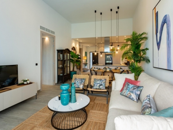 Villa pareada con 3 dormitorios y piscina privada a la venta en La Finca Golf Resort, Algorfa