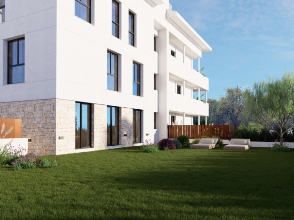 Apartamento moderno de 3 dormitorios a solo 100 metros del mar a la venta en Jávea(Alicante)
