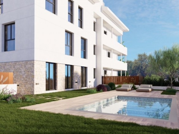 Apartamento moderno de 3 dormitorios a solo 100 metros del mar a la venta en Jávea(Alicante)