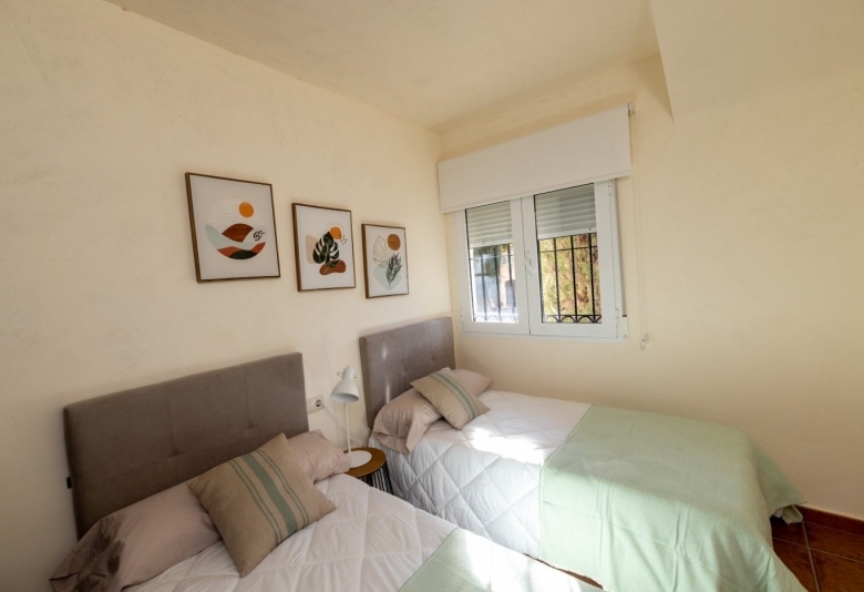 Villa pareada con 2 dormitorios a la venta en Fuente Alamo(Murcia)